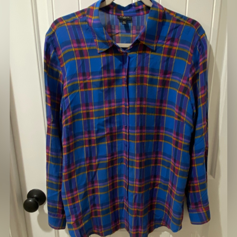 🛍️SALE….Talbots Blue Plaid Button-Up with Pink and Yellow Accents